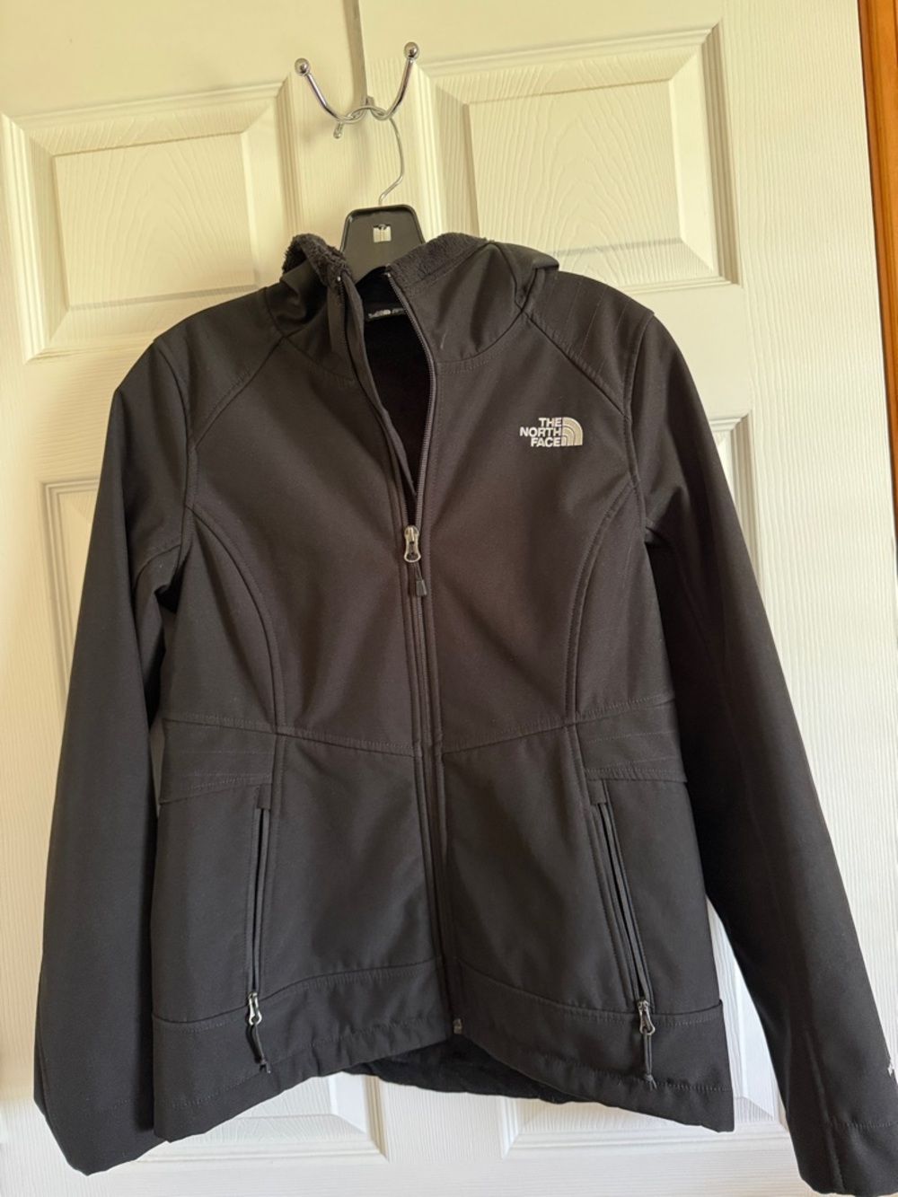 The North Face Women's Black Hooded Softshell Jacket